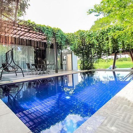 Oyo 271 The Resort Romklao Bangkok Luaran gambar