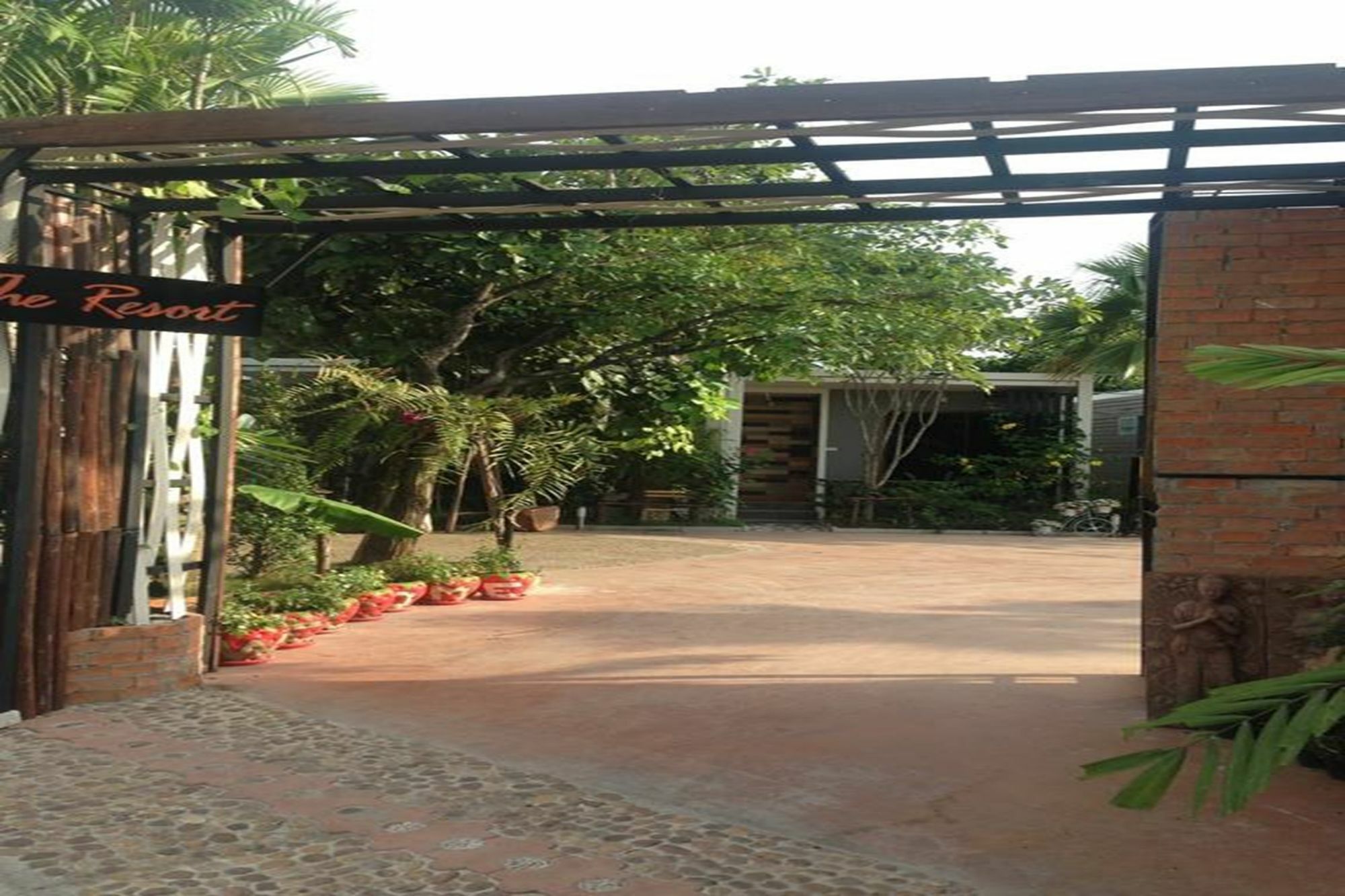 Oyo 271 The Resort Romklao Bangkok Luaran gambar
